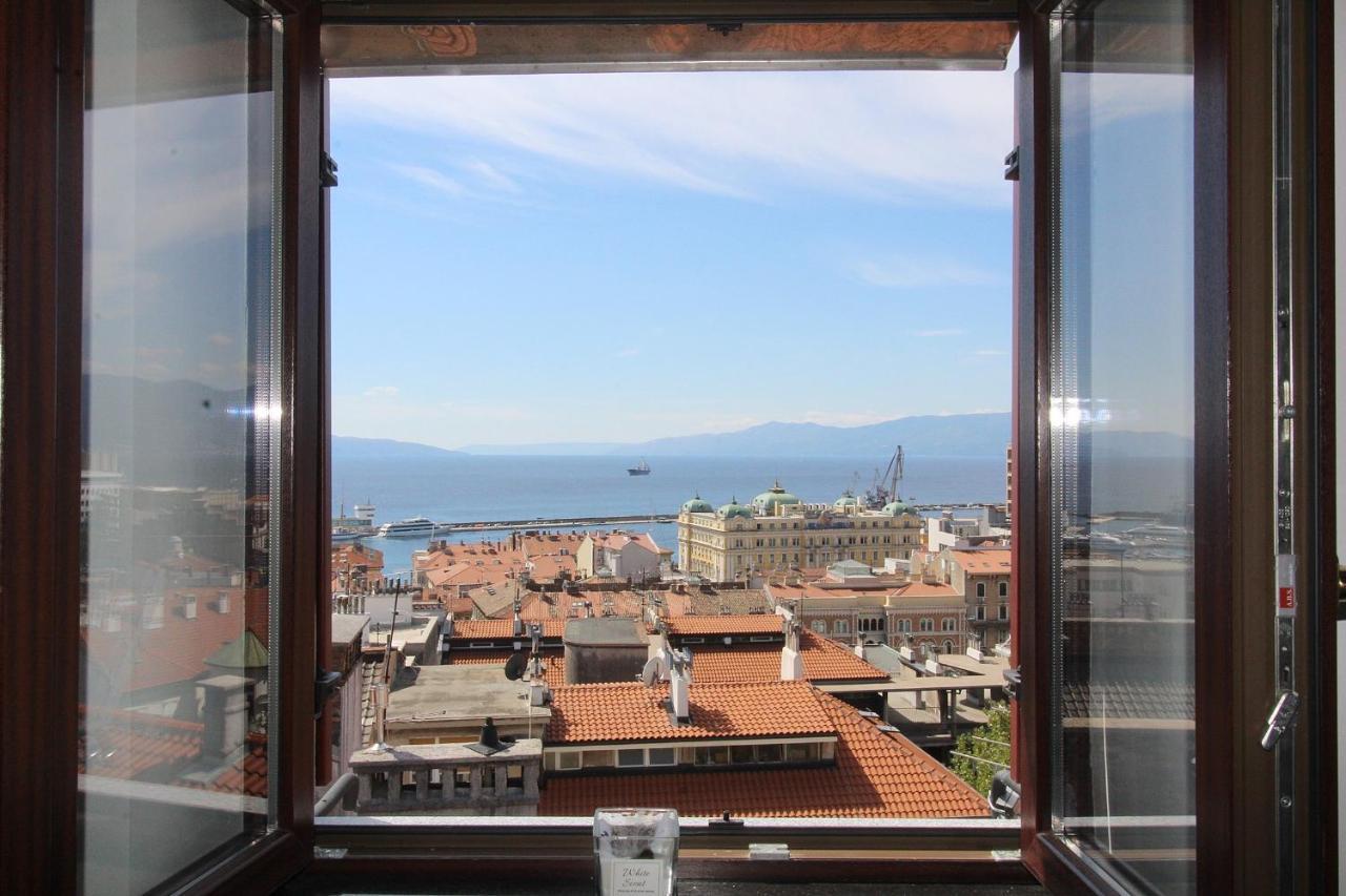 Penthouse Rijeka Centar Apartamento Exterior foto